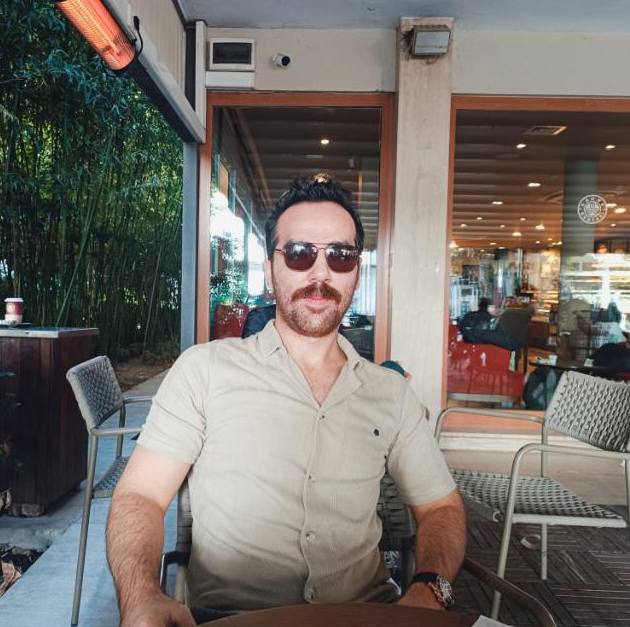 Özer Bi̇ngül