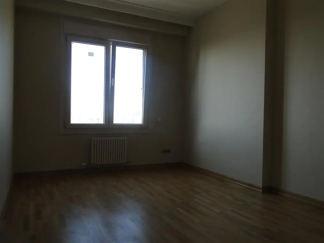 Maltepe Altıntepe Mah. 3+1 90 M2 SATILIK