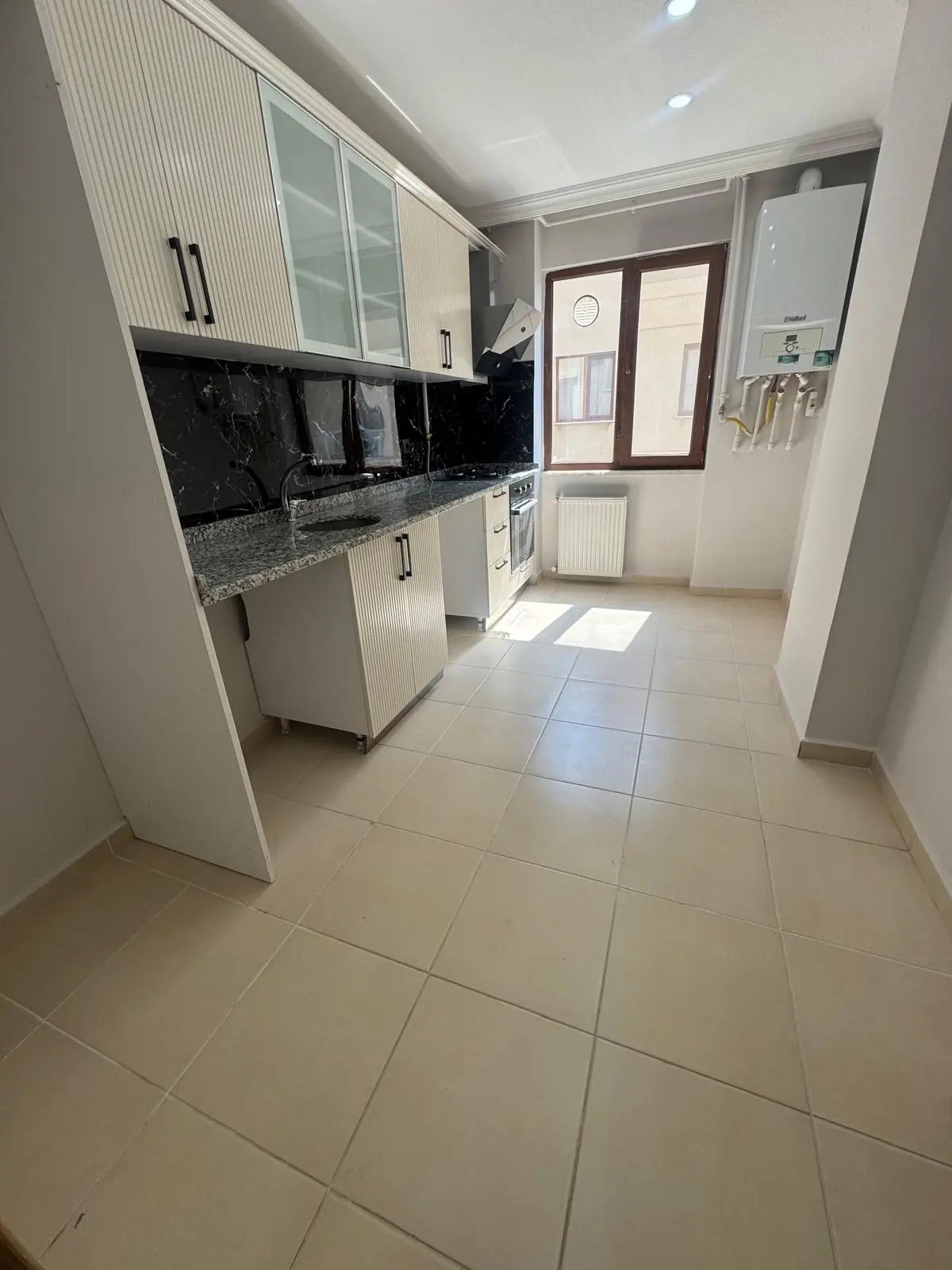 Maltepe Altıntepe Mah. 3+1 100 M2 SATILIK