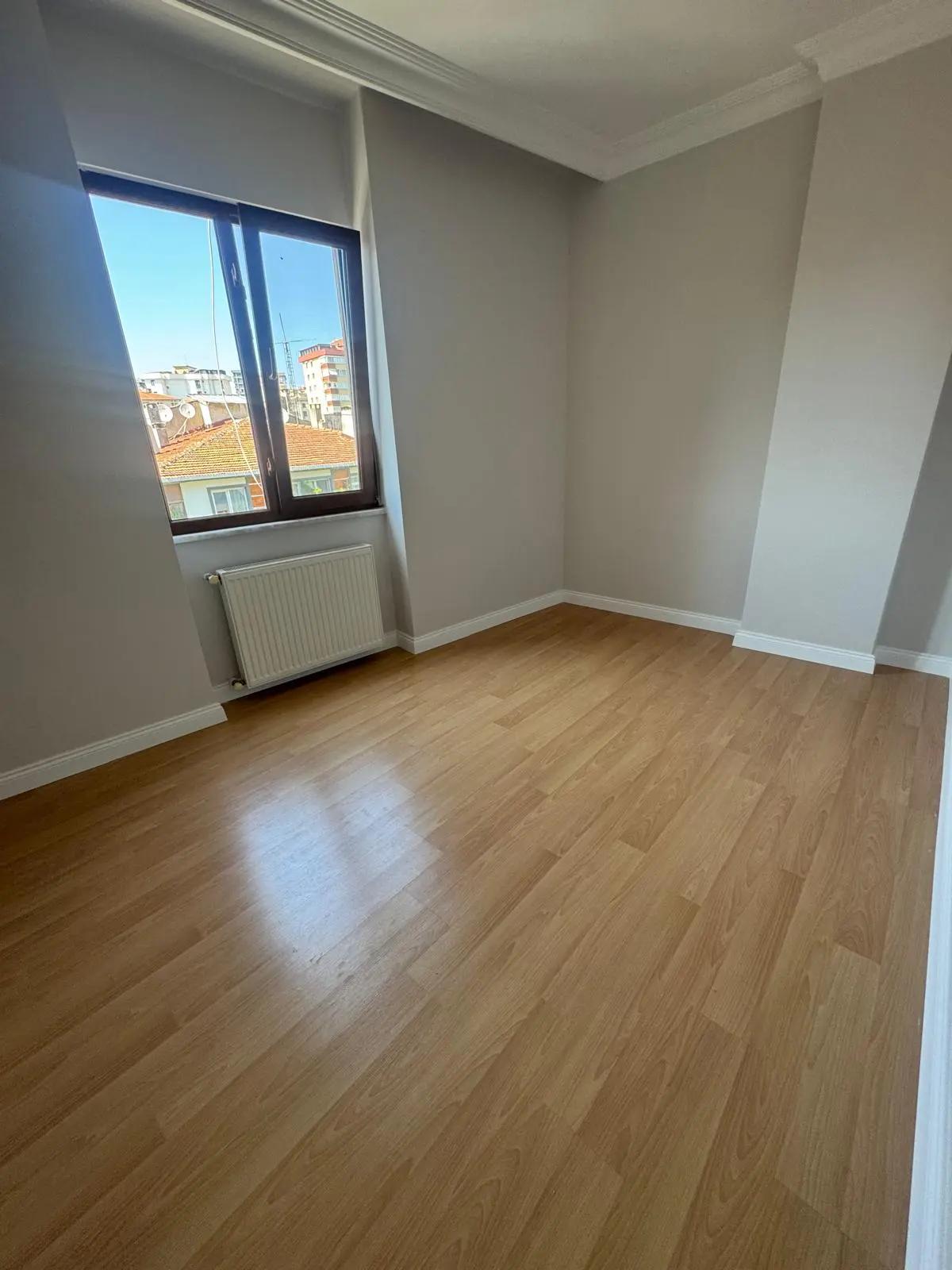 Maltepe Altıntepe Mah. 3+1 100 M2 SATILIK